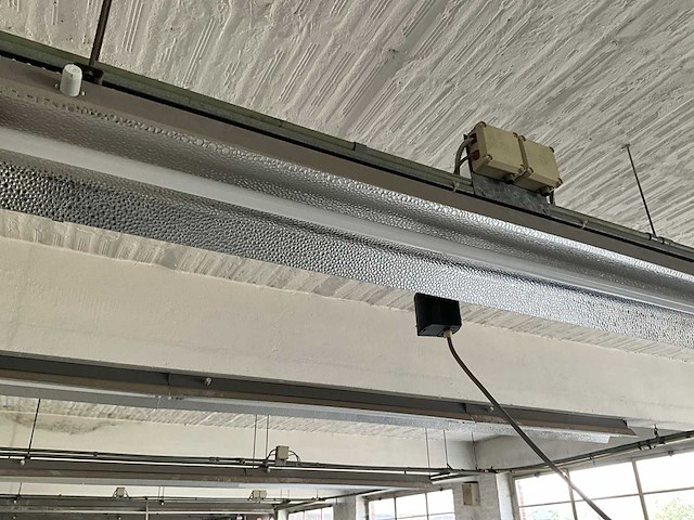 Brother bas500 knoopsgatenautomaat - afbeelding 2 van  10