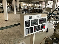 Brother bas500 knoopsgatenautomaat - afbeelding 7 van  10