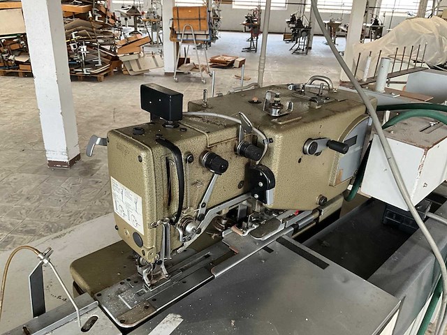 Brother bas500 knoopsgatenautomaat - afbeelding 11 van  11