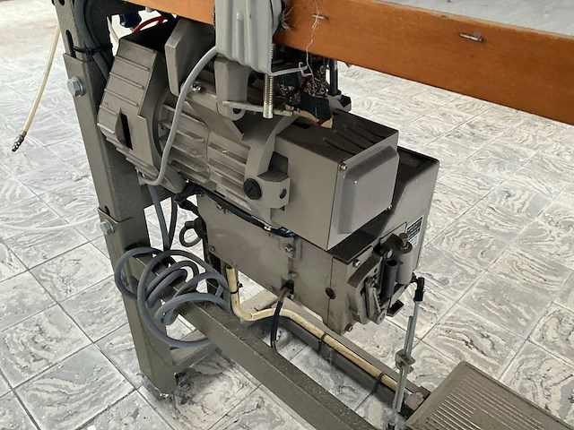 Brother db2 b774 903 boventransport naaimachine - afbeelding 7 van  9