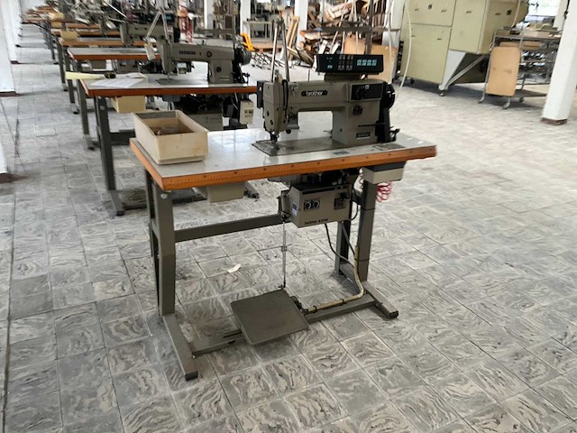 Brother db2 b774 903 boventransport naaimachine - afbeelding 1 van  1