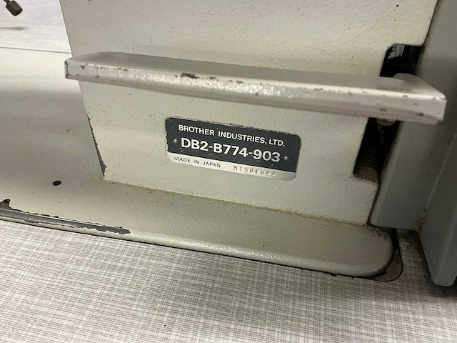 Brother db2-b774-903 naaimachine boventransport - afbeelding 5 van  11