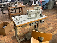 Brother db2-b774-903 naaimachine boventransport - afbeelding 1 van  3