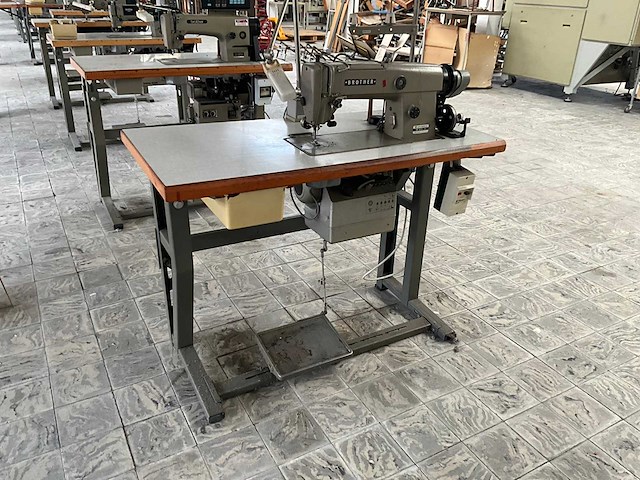 Brother db2 b790 503 naaldtransport naaimachine - afbeelding 1 van  9