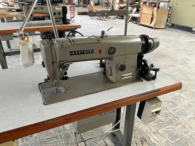 Brother db2 b790 503 naaldtransport naaimachine - afbeelding 3 van  9