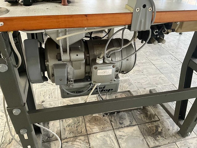 Brother db2 b790 503 naaldtransport naaimachine - afbeelding 9 van  9