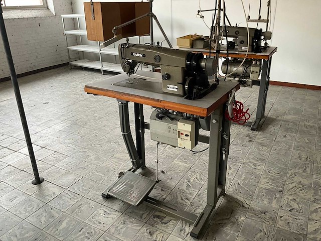 Brother db2 b790 503 naaldtransport naaimachine - afbeelding 1 van  3