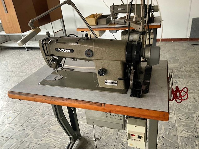 Brother db2 b790 503 naaldtransport naaimachine - afbeelding 2 van  3