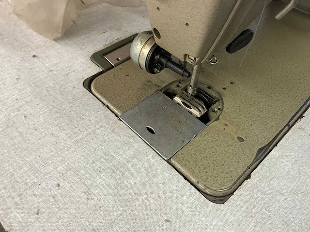 Brother db2-b790-603 naaimachine met naaldtransport - afbeelding 4 van  8