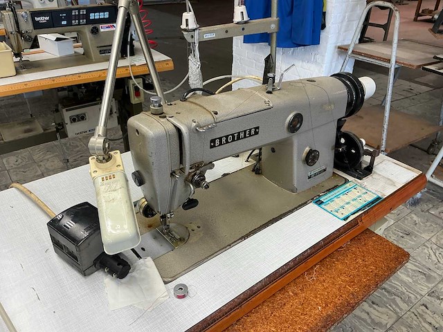 Brother db2 b790 603 naaldtransport naaimachine - afbeelding 2 van  4