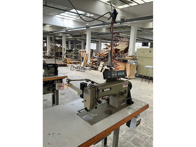 Brother db2 b791 913 naaldtransport naaimachine - afbeelding 4 van  9