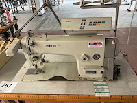 Brother db2-b791-913 naaldtransport naaimachine - afbeelding 3 van  4