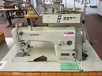 Brother db2-b791-913 naaldtransport naaimachine - afbeelding 4 van  4