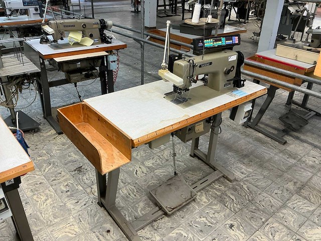 Brother db2-b7910-923 2 naalds naaimachine - afbeelding 3 van  4