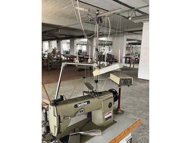 Brother dt2 b962 snelnaaier - afbeelding 4 van  8