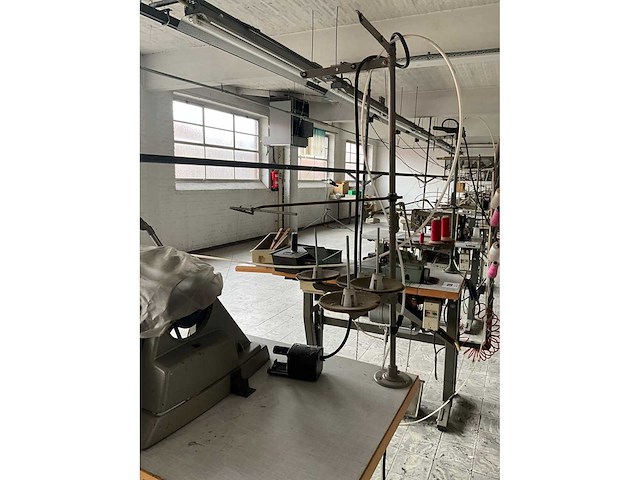 Brother dt6 b925 armafwaards=kapnaad machine - afbeelding 6 van  8