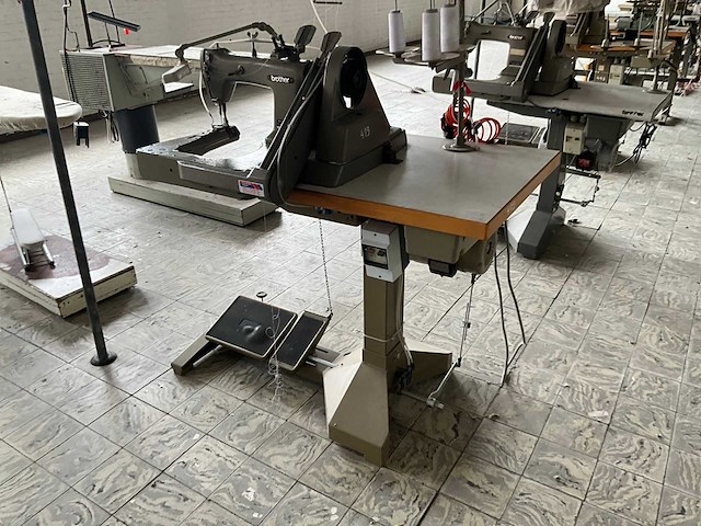 Brother dt6 b925 armafwaards=kapnaad machine - afbeelding 1 van  10