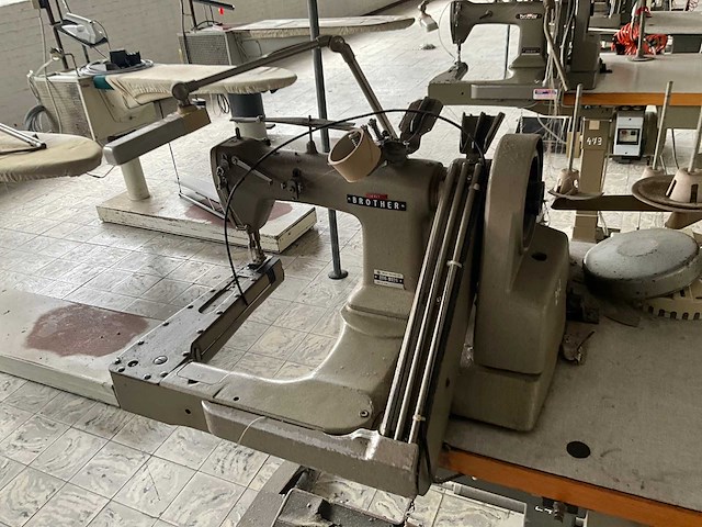 Brother dt6 b925 armafwaards=kapnaad machine - afbeelding 4 van  11