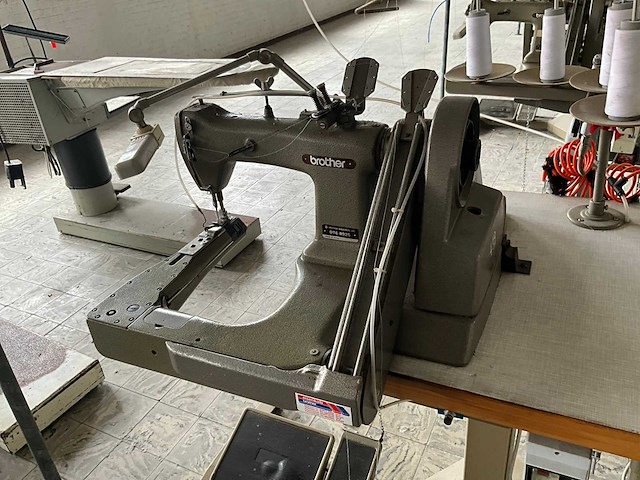 Brother dt6 b925 armafwaards=kapnaad machine - afbeelding 3 van  10