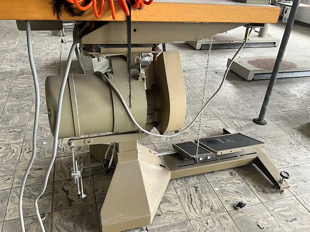 Brother dt6 b925 armafwaards=kapnaad machine - afbeelding 8 van  10