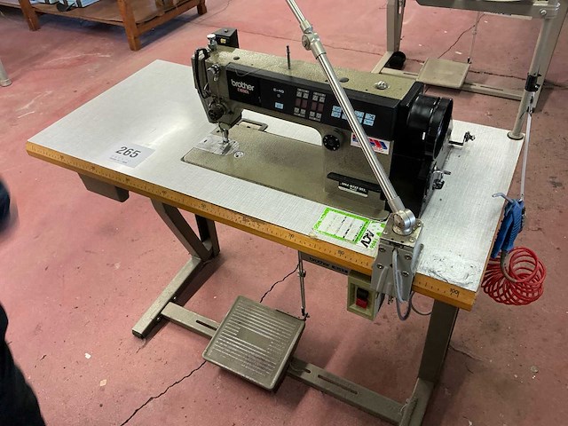 Brother exedra db2-b737-913 snelnaaier - afbeelding 4 van  4