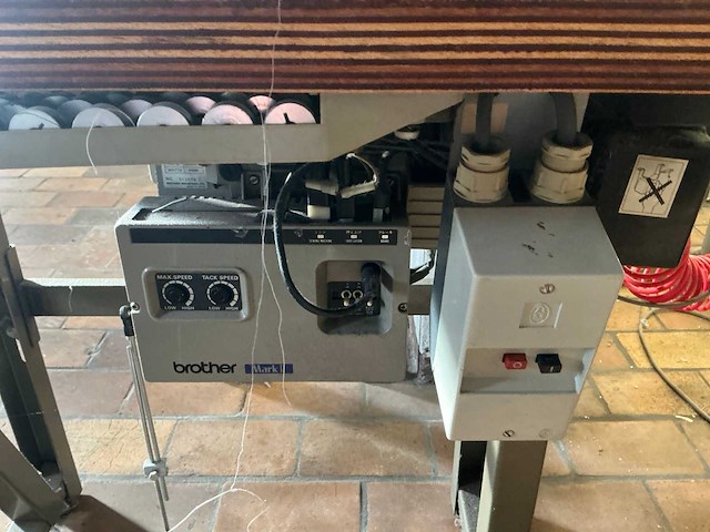 Brother exedra e-40 snelnaaier - afbeelding 7 van  8