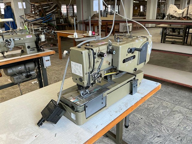 Brother lh4-b815-a25 knoopsgatmachine - afbeelding 2 van  5