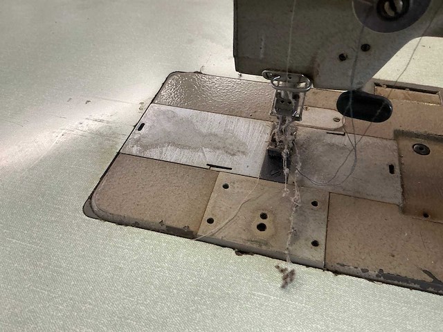 Brother lt2-b832-503 2 naalds naaimachine - afbeelding 4 van  7