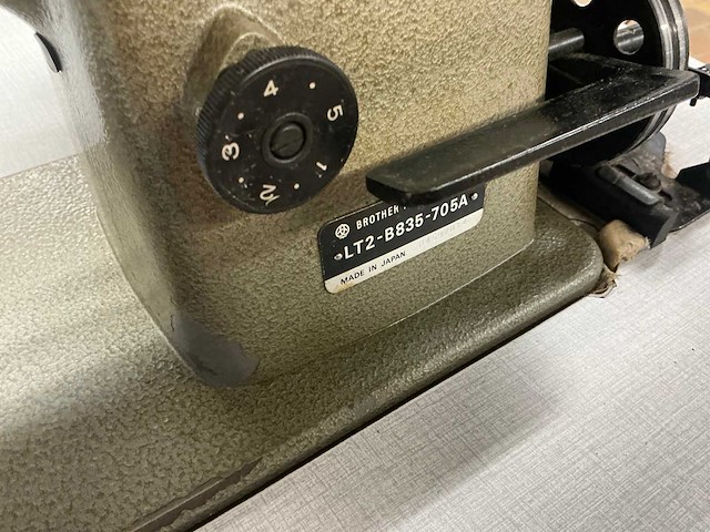 Brother lt2-b835-705a 2 naalds naaimachine - afbeelding 1 van  1