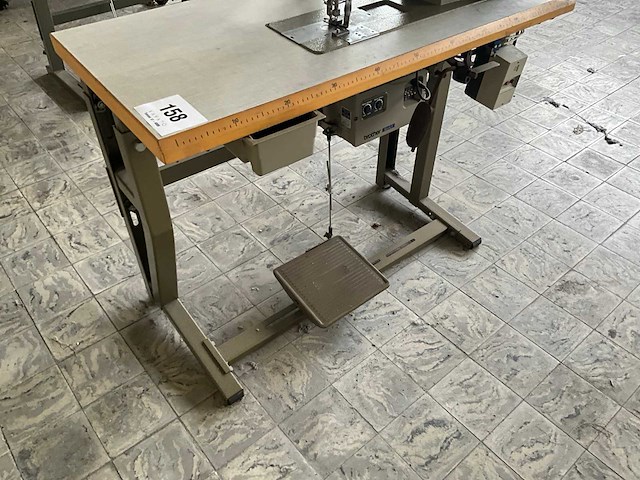 Brother lt2 b842 903 2-naalds naaimachine - afbeelding 2 van  6