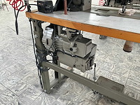 Brother lt2 b842 905 2-naalds naaimachine - afbeelding 4 van  6