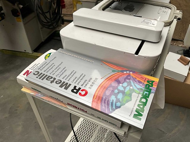 Brother m240ed borduurmachine - afbeelding 6 van  7