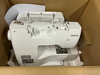 Brother m240ed borduurmachine - afbeelding 2 van  6