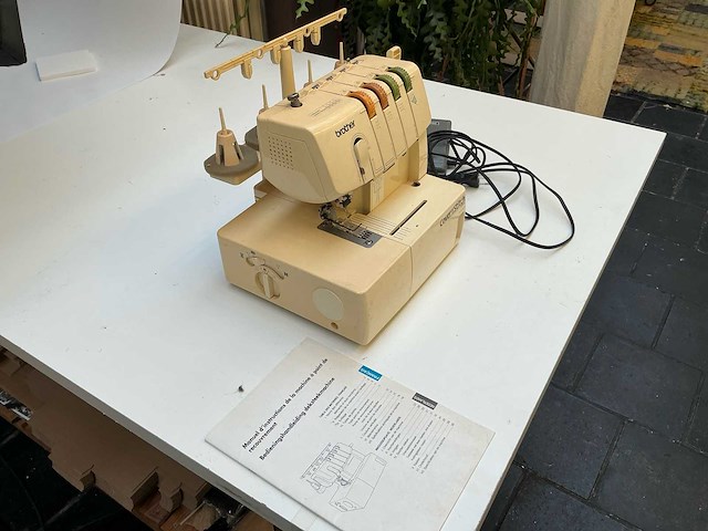 Brother naaimachine - afbeelding 6 van  7