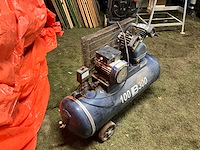 Brown 100-300 luchtcompressor - afbeelding 4 van  7