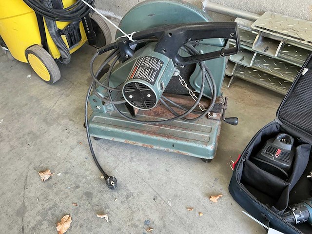 Brown 50202 afkortcirkelzaagmachine - afbeelding 2 van  4