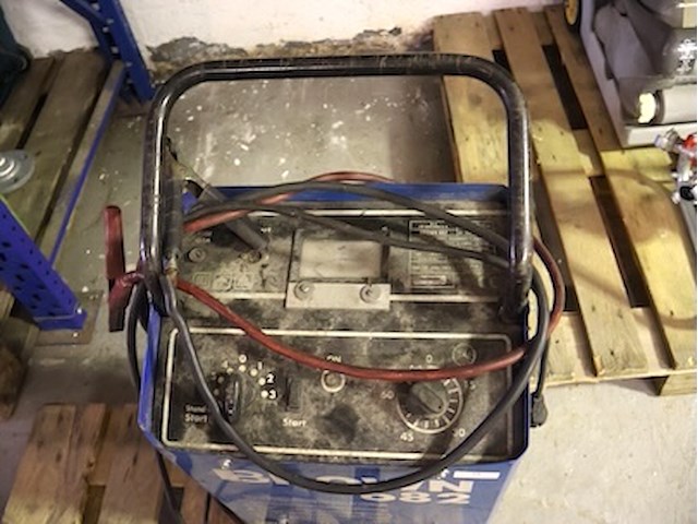 Brown batterijoplader - afbeelding 3 van  5