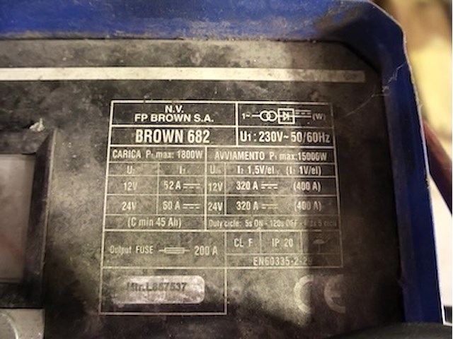 Brown batterijoplader - afbeelding 4 van  5