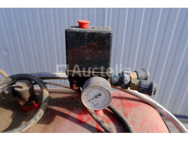 Brown compressor - afbeelding 10 van  10
