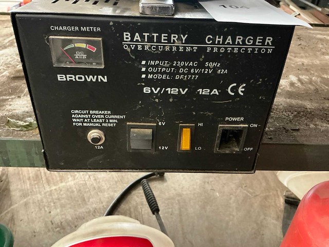 Brown df1777 acculader - afbeelding 1 van  1