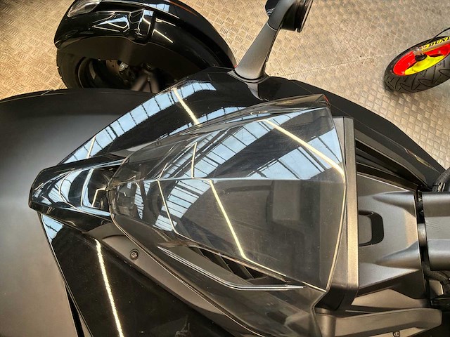 Brp can-am r moto - afbeelding 6 van  35