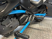 Brp can-am r moto - afbeelding 14 van  35