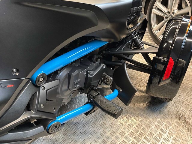 Brp can-am r moto - afbeelding 16 van  35