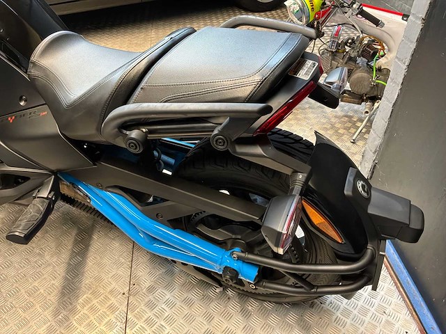 Brp can-am r moto - afbeelding 30 van  35