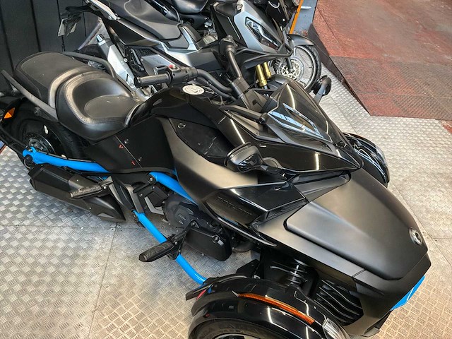 Brp can-am r moto - afbeelding 33 van  35