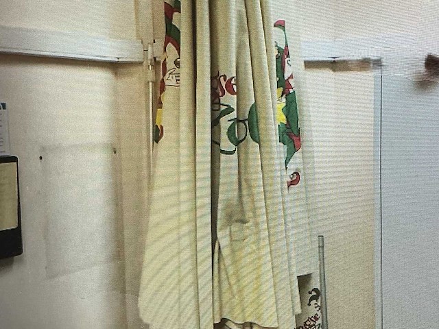 Brugse zot parasols decoratiemateriaal - afbeelding 2 van  2