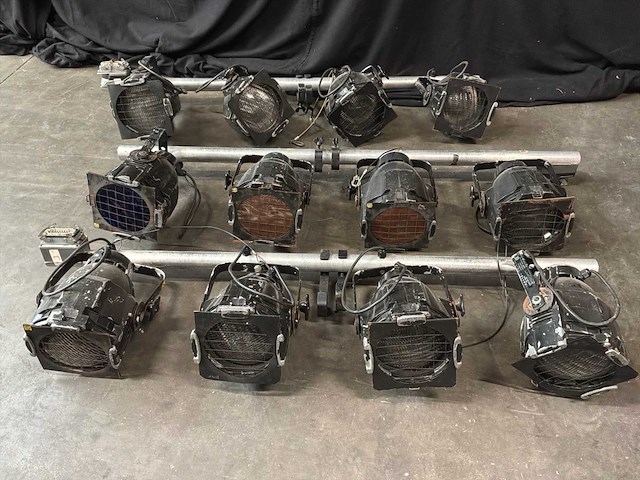 Bryte by projector by - afbeelding 2 van  8