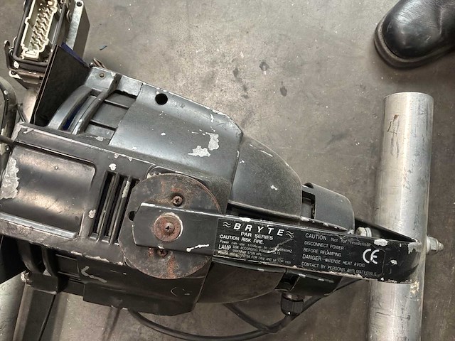 Bryte by projector by - afbeelding 5 van  8