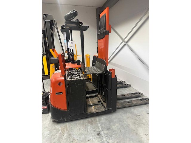 Bt - 2007 - ose250p - orderpicker - afbeelding 9 van  9