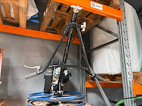 Bt 80 cm betonvlinder - vlindermachine - kantenmachine - afbeelding 1 van  4